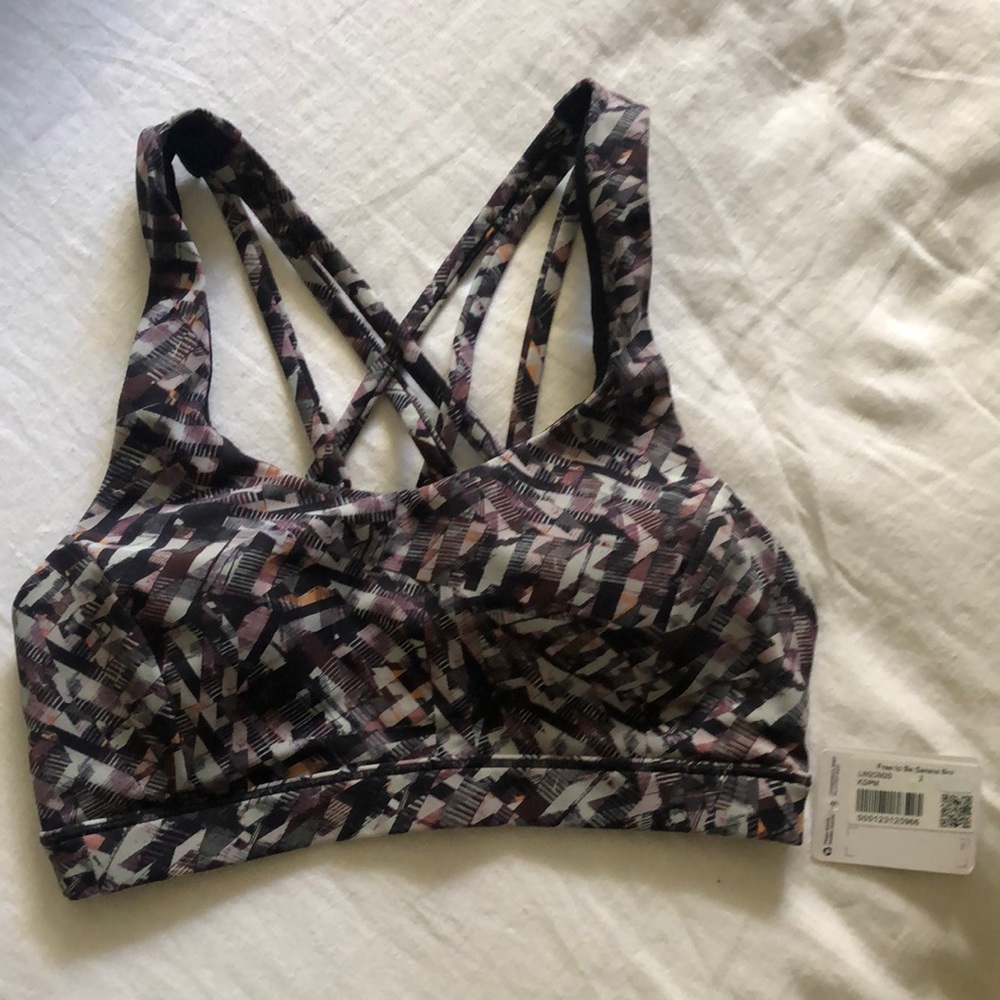 Lululemon’s free to be serene bra size 2